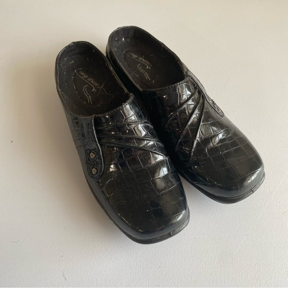 Clarks easy street black leather mules